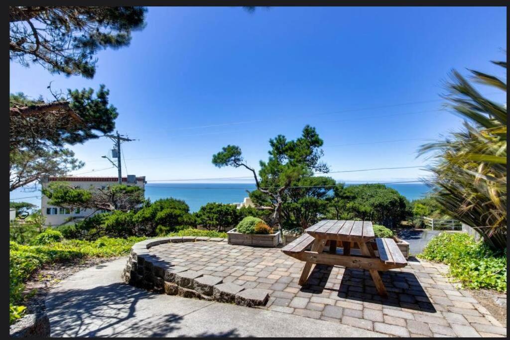 Condo By The Sea Lincoln City Dış mekan fotoğraf